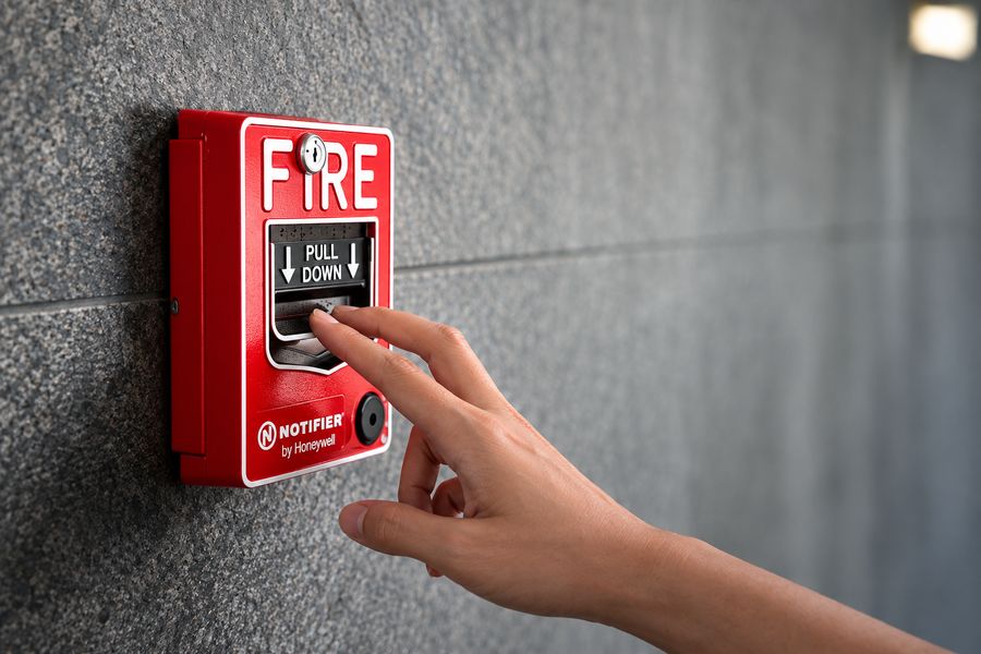 Fire alarm manual call point